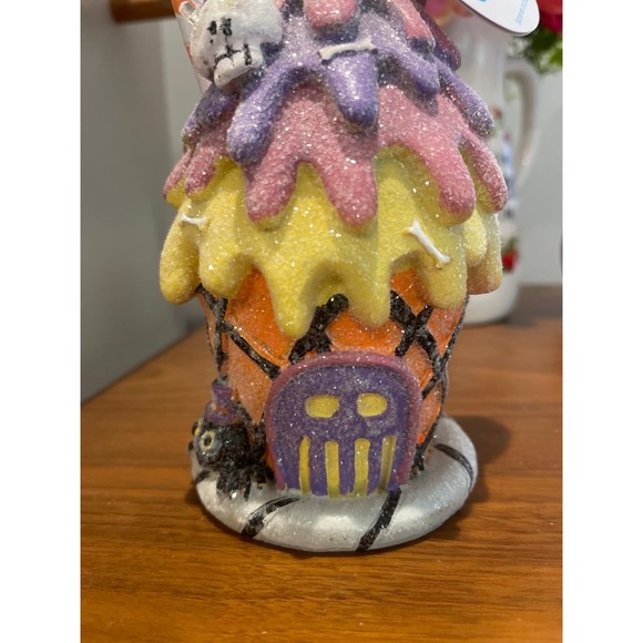 Small Halloween Light Up Gingerbread Haunted House - Picture 3 of 12